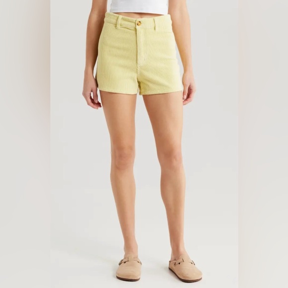 Billabong Pants - Billabong NWT Free Fall Corduroy Shorts in Butter Yellow 30